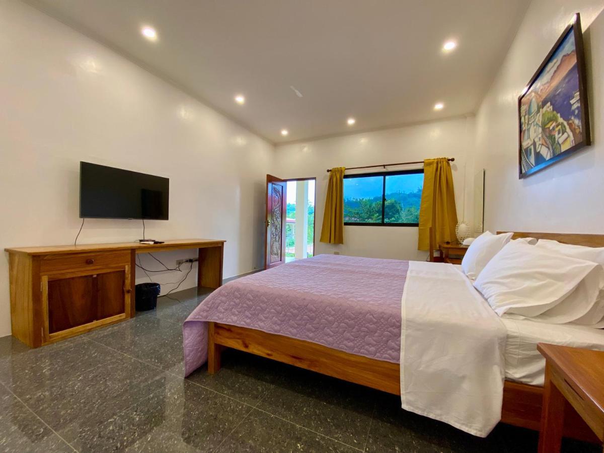 Strutz Art Garden Resort Bangued Exterior foto